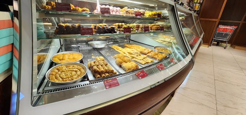 Christopher’s Cake Shop Ashfield