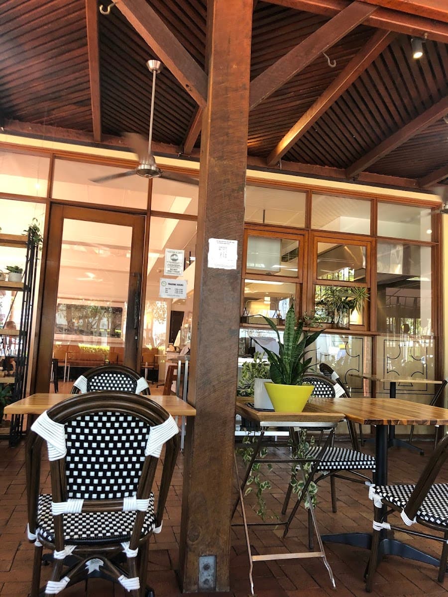 Chezest Cafe