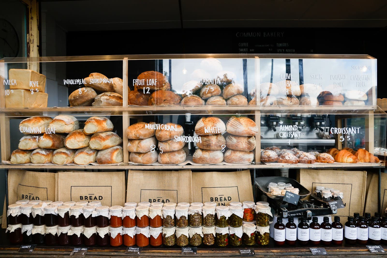 Common Bakery