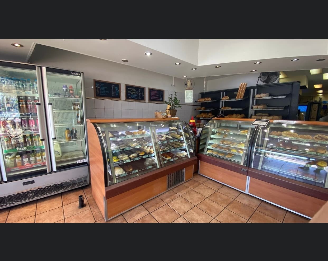 Petit Choux Bakery