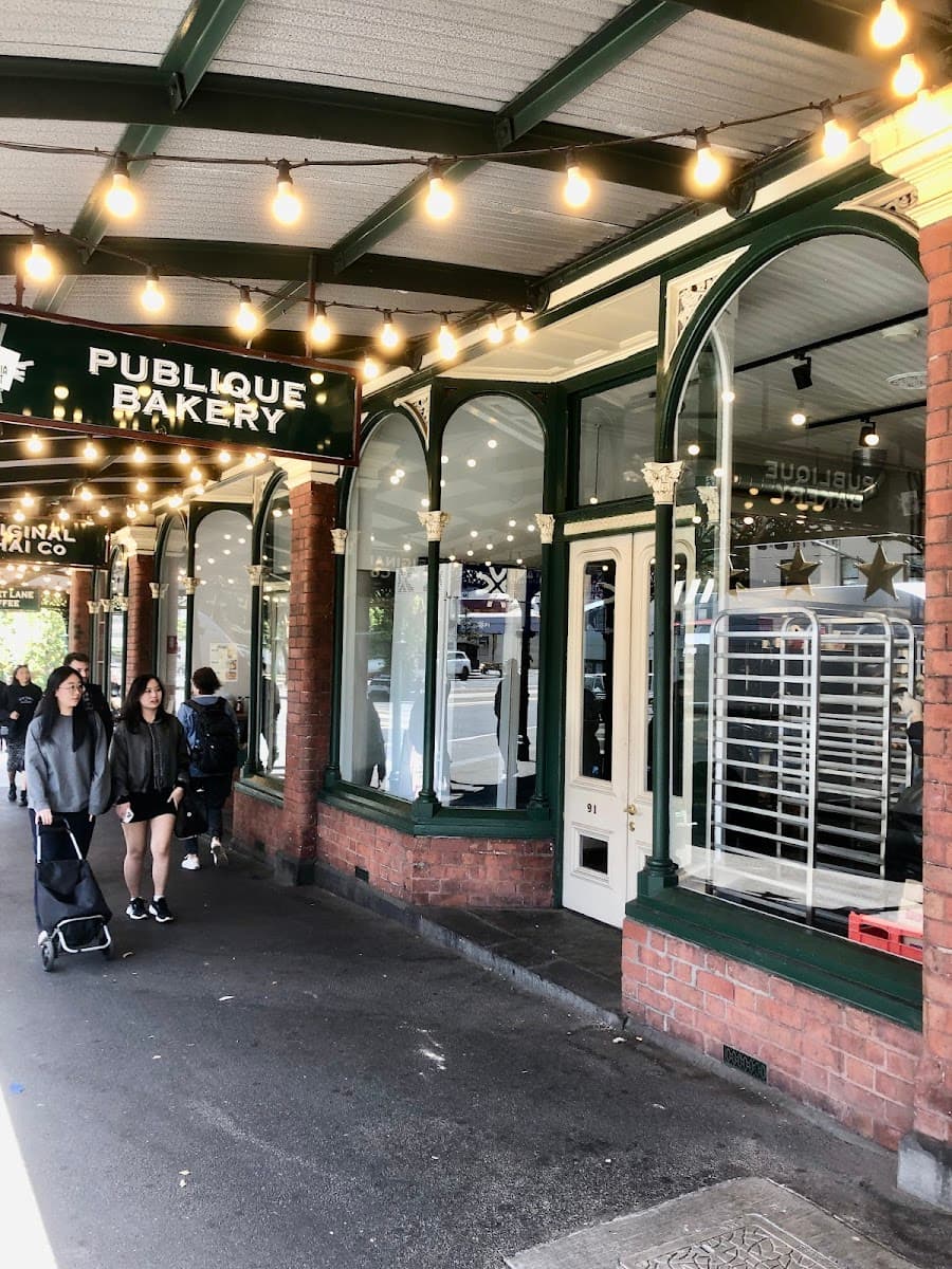 Publique Bakery QVM