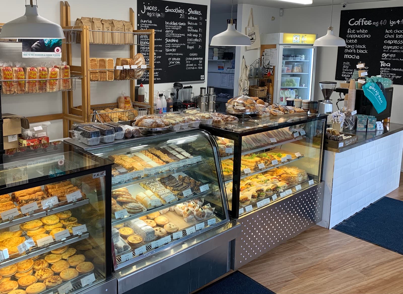 Sunrise Mudjimba Bakery