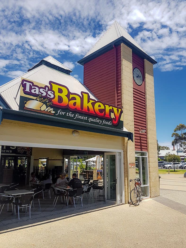 Tas's Bakery