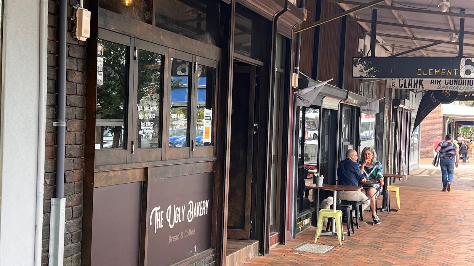 The ugly bakery