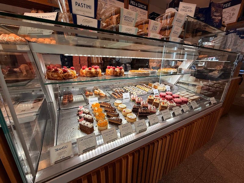 Maggio's Italian Bakery & Pasticceria